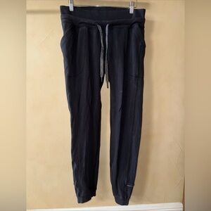 Lululemon Sweatpants Women’s 8 Black Cotton Jogger Tapered Leg Pocket Drawstring
